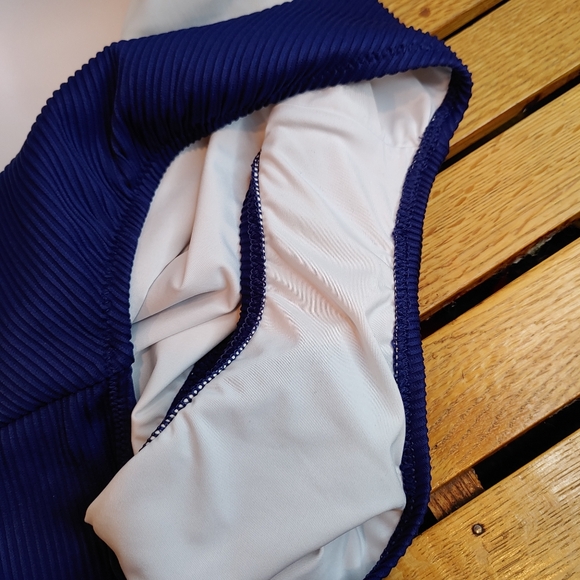 Land's End Blue & Turquoise Ribbed Stripped Underwire One Piece Swimsuit Size 16 - Picture 7 of 9